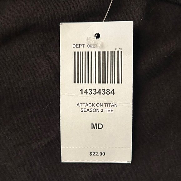 NWT Hot Topic Men's Black Attack on Titan (Season 3) Graphic T-Shirt, Medium - Picture 3 of 4